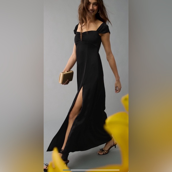 American Eagle Outfitters Dresses & Skirts - American Eagle Satin Off The Shoulder Maxi Dress